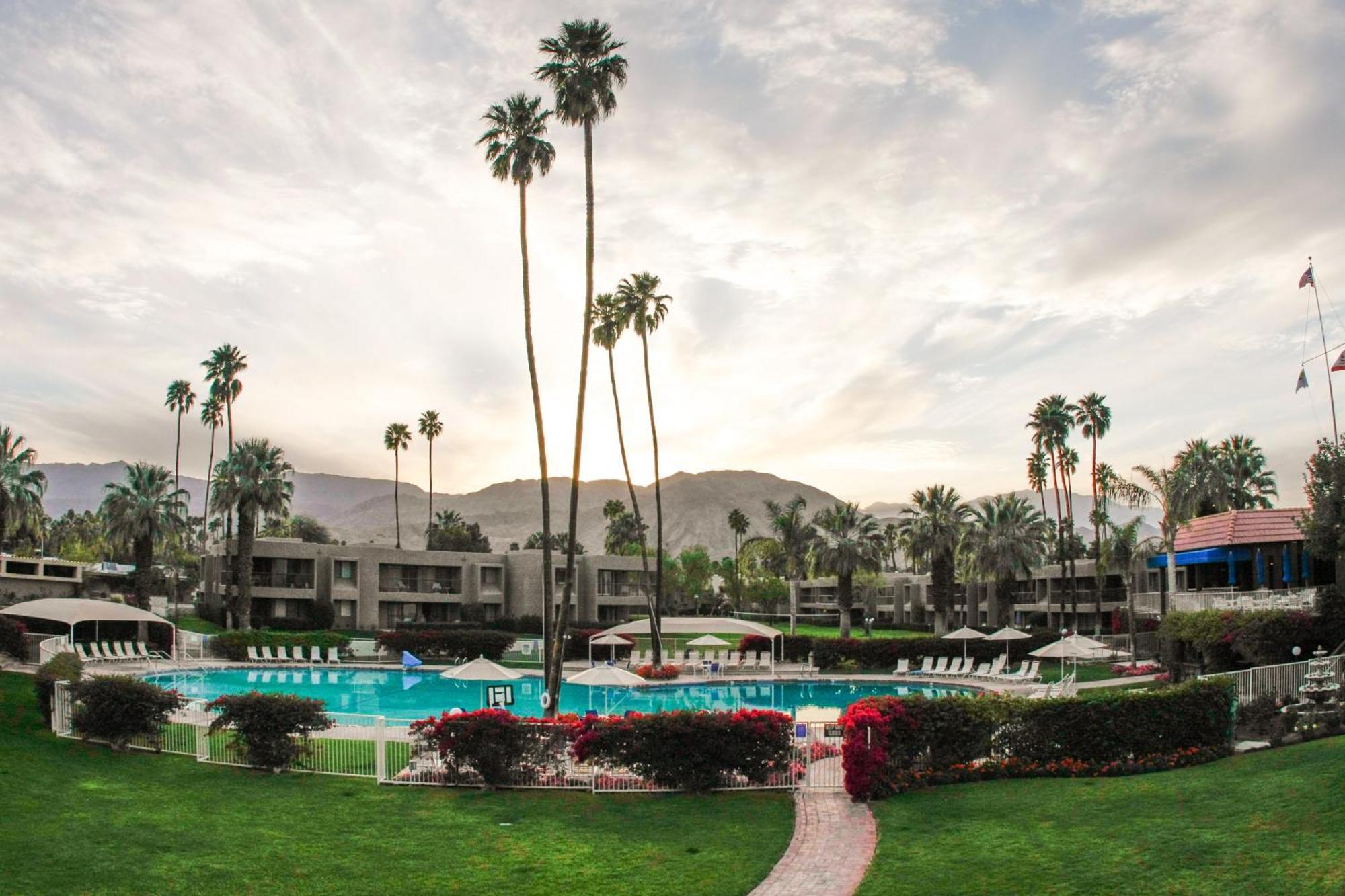 Resort Shadow Mountain 3*